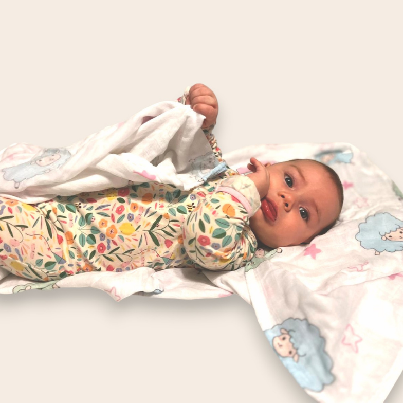 Baby swaddle Blanket-Sheep (white)